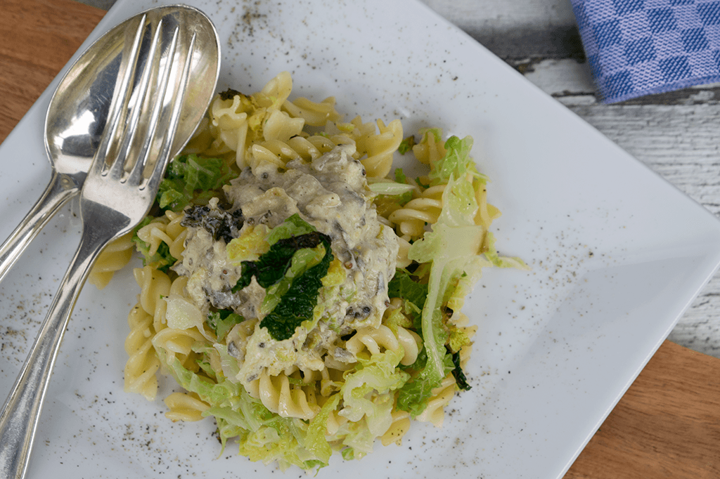 Fusilli mit Wirsing-Senfsoße