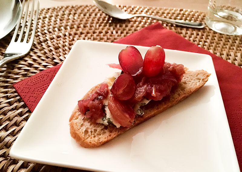 Supper Club - Trauben-Crostini