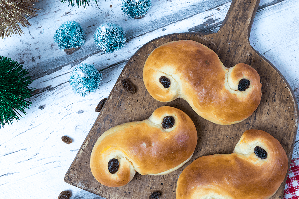 Schwedische Lussekatter, Hefegebäck mit Safran