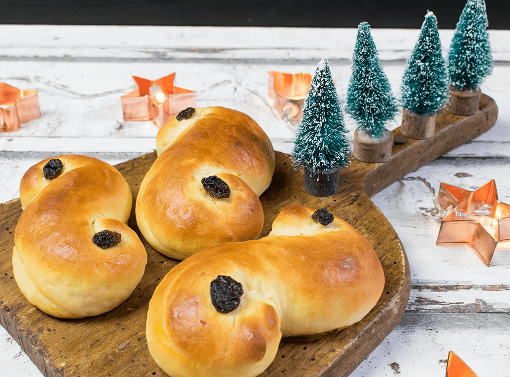 Schwedische Lussekatter, Hefegebäck mit Safran