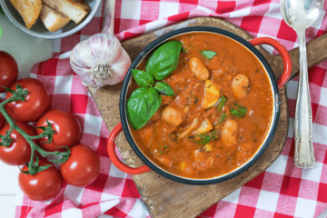 Ribollita: Toskanische Brot-Gemüsesuppe