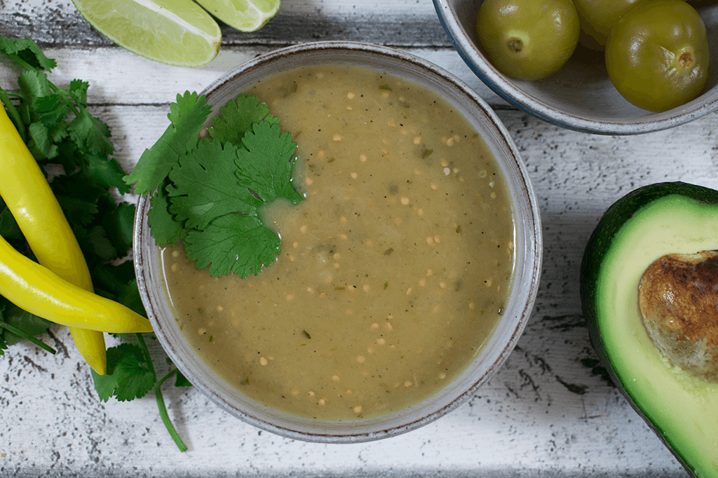 Chili-Limetten-Jackfruit-Tacos mit grüner Tomatillo-Salsa, vegane Jackfruit Tacos