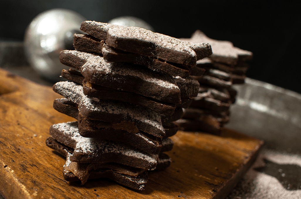 Vegane Nougat-Sterne, Kakao-Sterne, vegane Schokoplätzchen